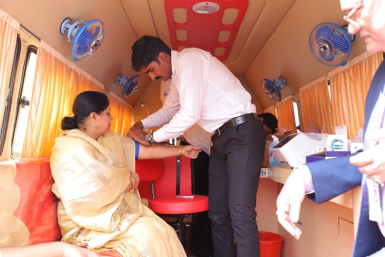 Inauguration of Snehasraya Health Check up Van