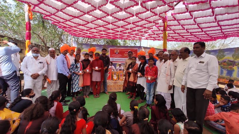 Donation of Solar Lamps